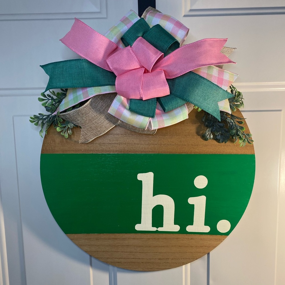 Handmade “Hi.” Round Door Hanger | Green Farmhouse Front Door Decor